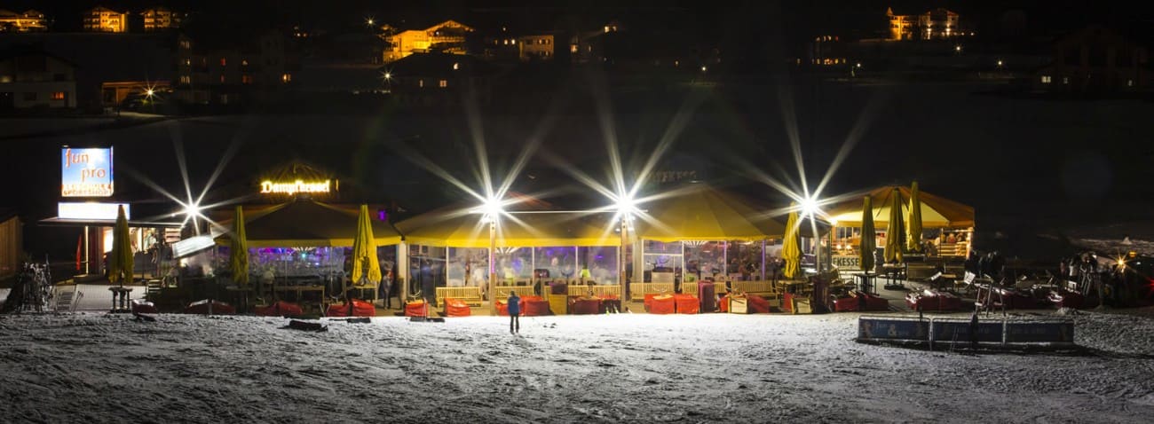Dampfkessel Flachau bei Nacht
